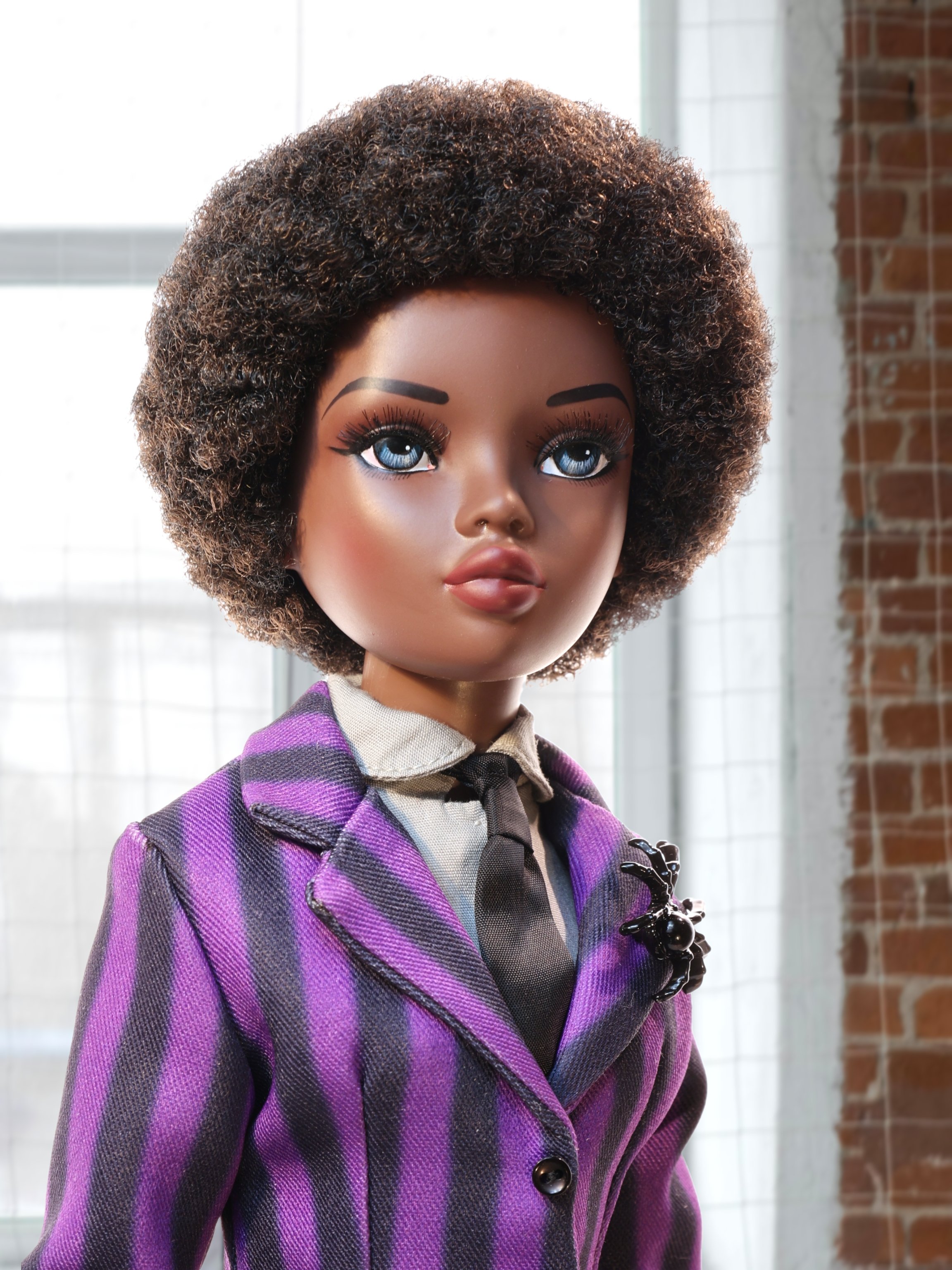 Another Wednesday Neema – Ellowyne Wilde Companion Doll — VDC